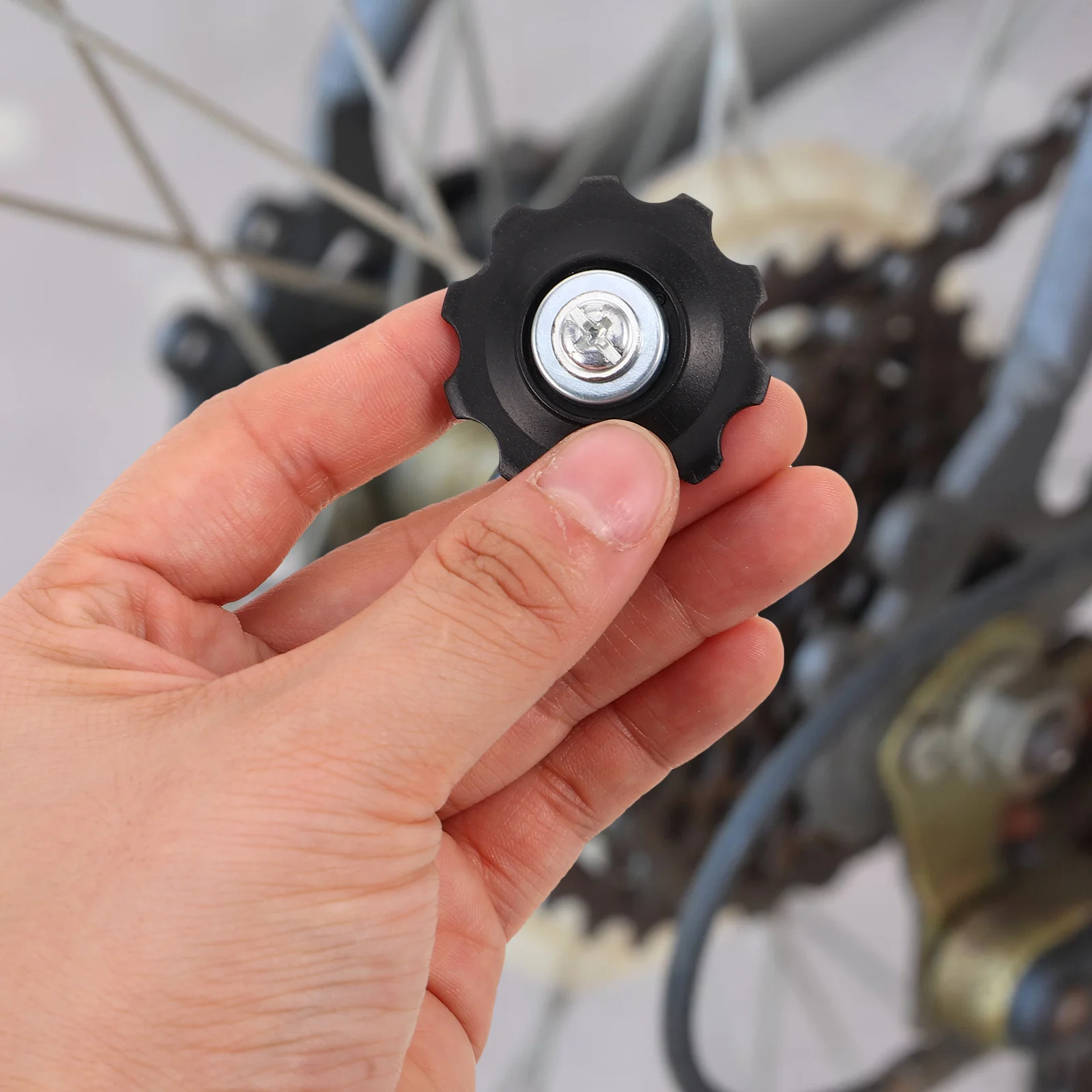 5Pcs Rear Guide Wheel for Bicycle Rear Derailleur Pulley Black Universal Easy Install Mountain Bike Compatible Smooth Gear
5Pcs Rear Guide Wheel for Bicycle Rear Derailleur Pulley Black Universal Easy Install Mountain Bike Compatible Smooth Gear