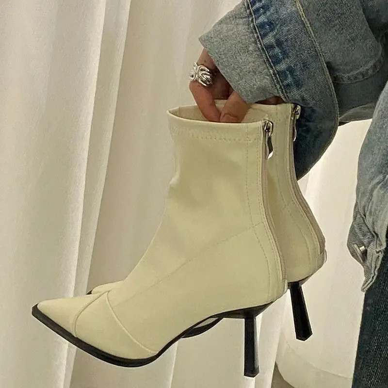Pointed-toe White High-heeled Ankle Boots Slender Fashionable Elegant Chelsea Boots 2025new
Pointed-toe White High-heeled Ankle Boots Slender Fashionable Elegant Chelsea Boots 2025new
