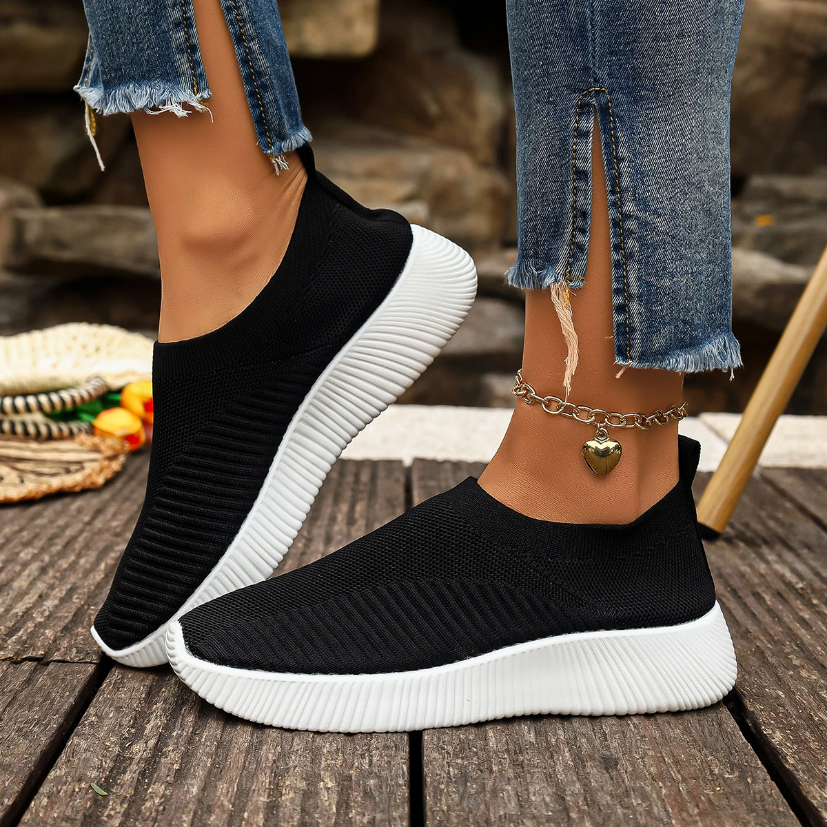 Women's Sneaker Slip On Women Sneakers Breather Shoes Women Casual Sneaker Sports Shoes Comfortable Vulcanize Shoes Female
Women's Sneaker Slip On Women Sneakers Breather Shoes Women Casual Sneaker Sports Shoes Comfortable Vulcanize Shoes Female