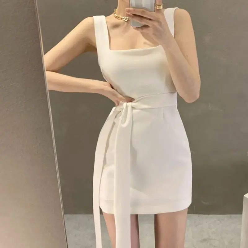 Elegant Square Collar Vest Dresses Y2k Slim Waist Lace Up Bodycon Dress for Women 2025 Summer New White Vestidos De Mujer
Elegant Square Collar Vest Dresses Y2k Slim Waist Lace Up Bodycon Dress for Women 2025 Summer New White Vestidos De Mujer
