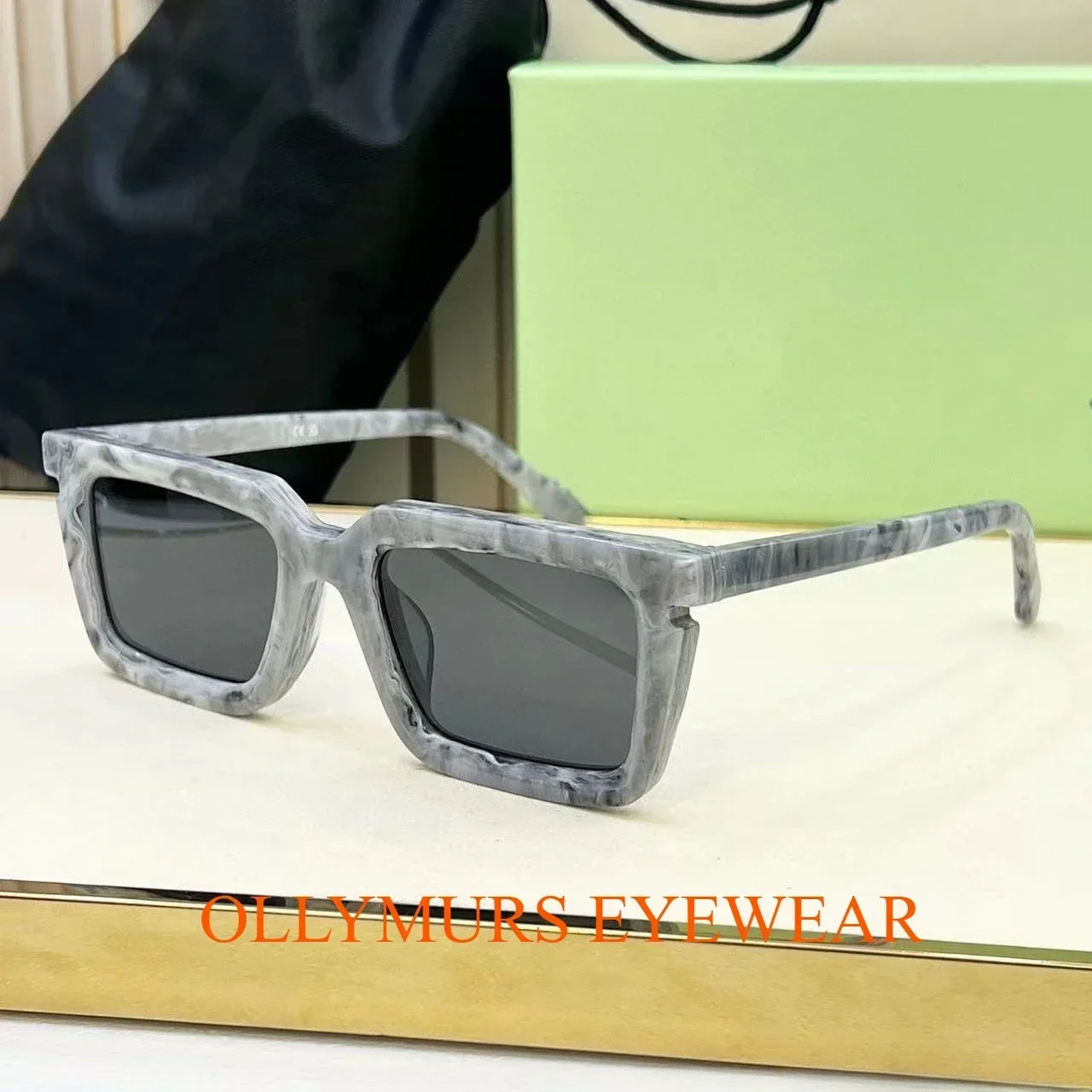 Designer Corner Flower Premium OERI113 Trendy Brand OFF Fashion Versatile Sunglasses Neutral Street Style Sunglasses
Designer Corner Flower Premium OERI113 Trendy Brand OFF Fashion Versatile Sunglasses Neutral Street Style Sunglasses