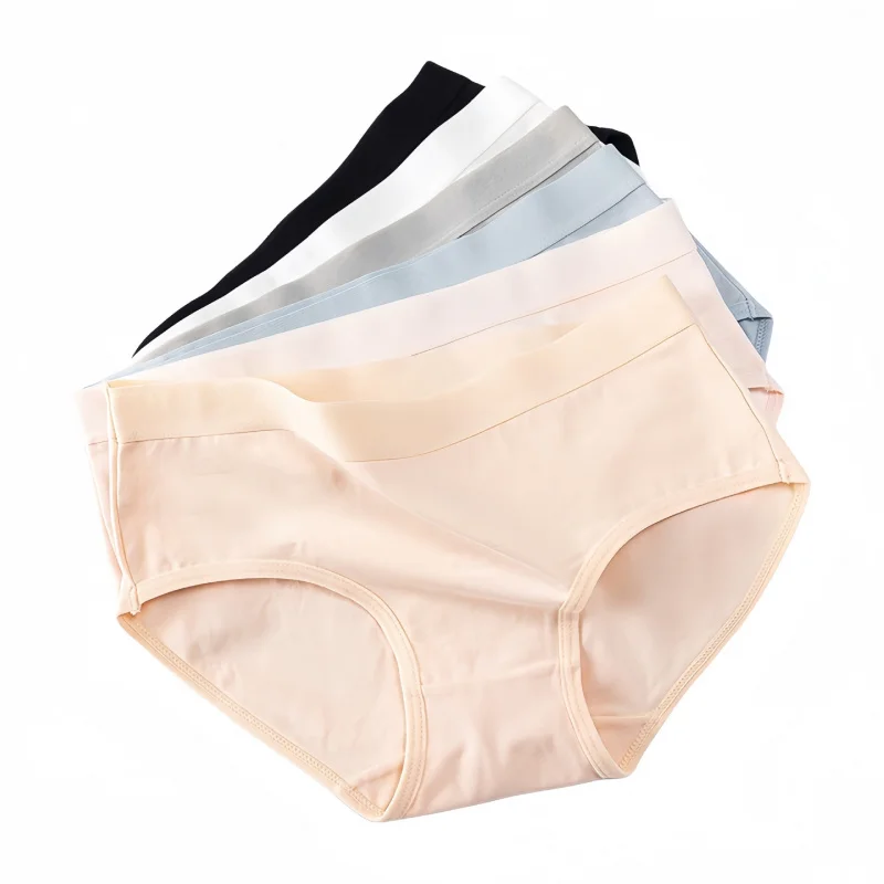 Japanese-style new solid color simple mid-waist seamless women's briefs, comfortable, pure cotton women's underwear
Japanese-style new solid color simple mid-waist seamless women's briefs, comfortable, pure cotton women's underwear