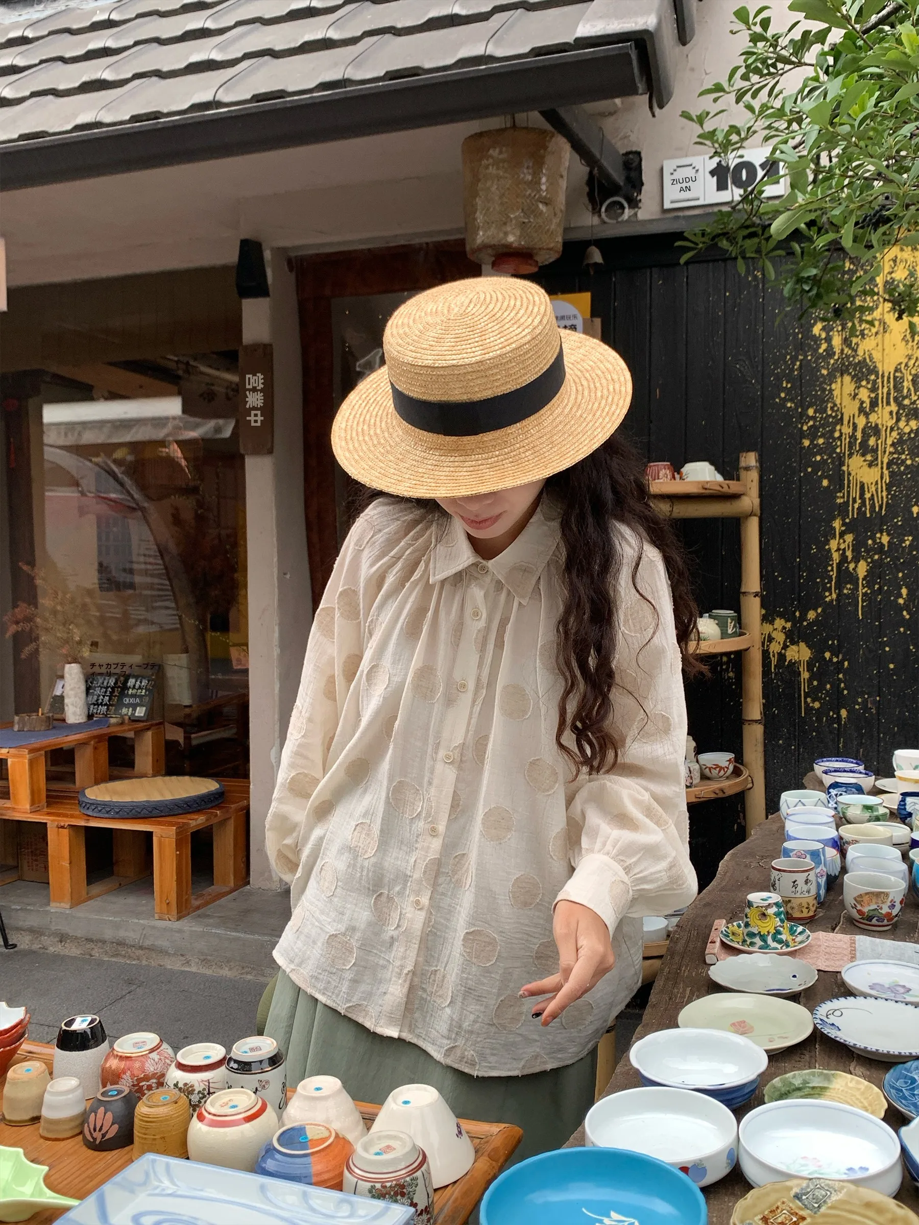 Pickle Pock Japanese Style Loose Fit Long Sleeve Cotton Linen Embroidered Shirt Elegant Casual Breathable Women's Shirt
Pickle Pock Japanese Style Loose Fit Long Sleeve Cotton Linen Embroidered Shirt Elegant Casual Breathable Women's Shirt