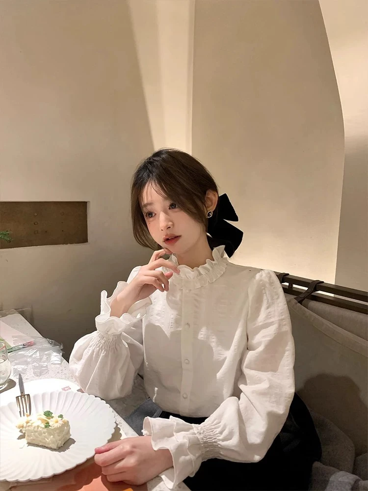 White Lace Trim Stand Collar irt Women's Faion Spring Autumn Layering Base Layer Musoom Women's irt
White Lace Trim Stand Collar irt Women's Faion Spring Autumn Layering Base Layer Musoom Women's irt