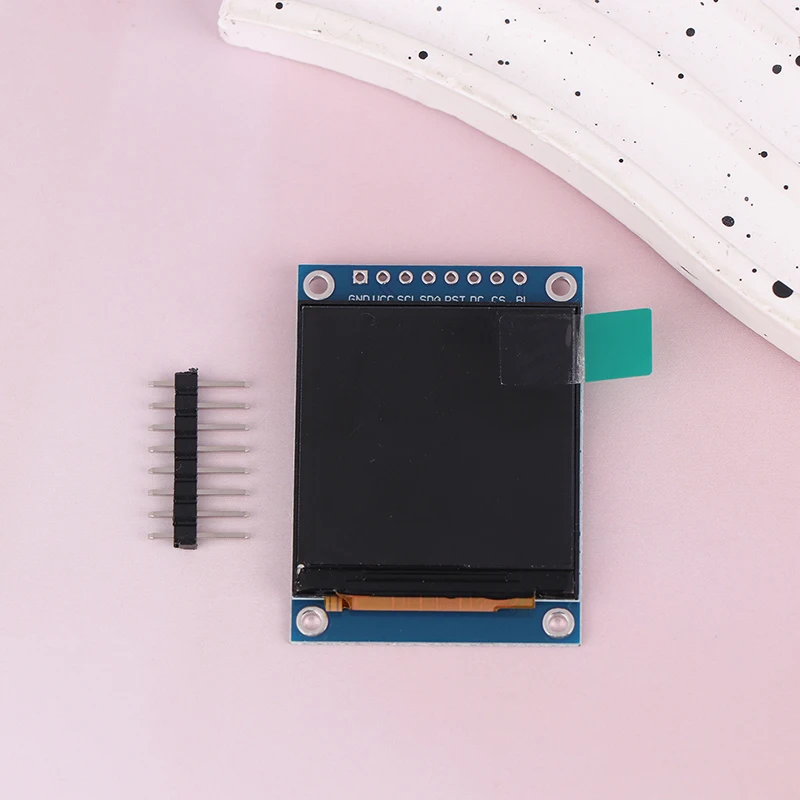 1pcs 1.54-inch TFT LCD Screen ST7789 Small Screen 240x240 Display LCD Square Screen SPI Color Screen
1pcs 1.54-inch TFT LCD Screen ST7789 Small Screen 240x240 Display LCD Square Screen SPI Color Screen