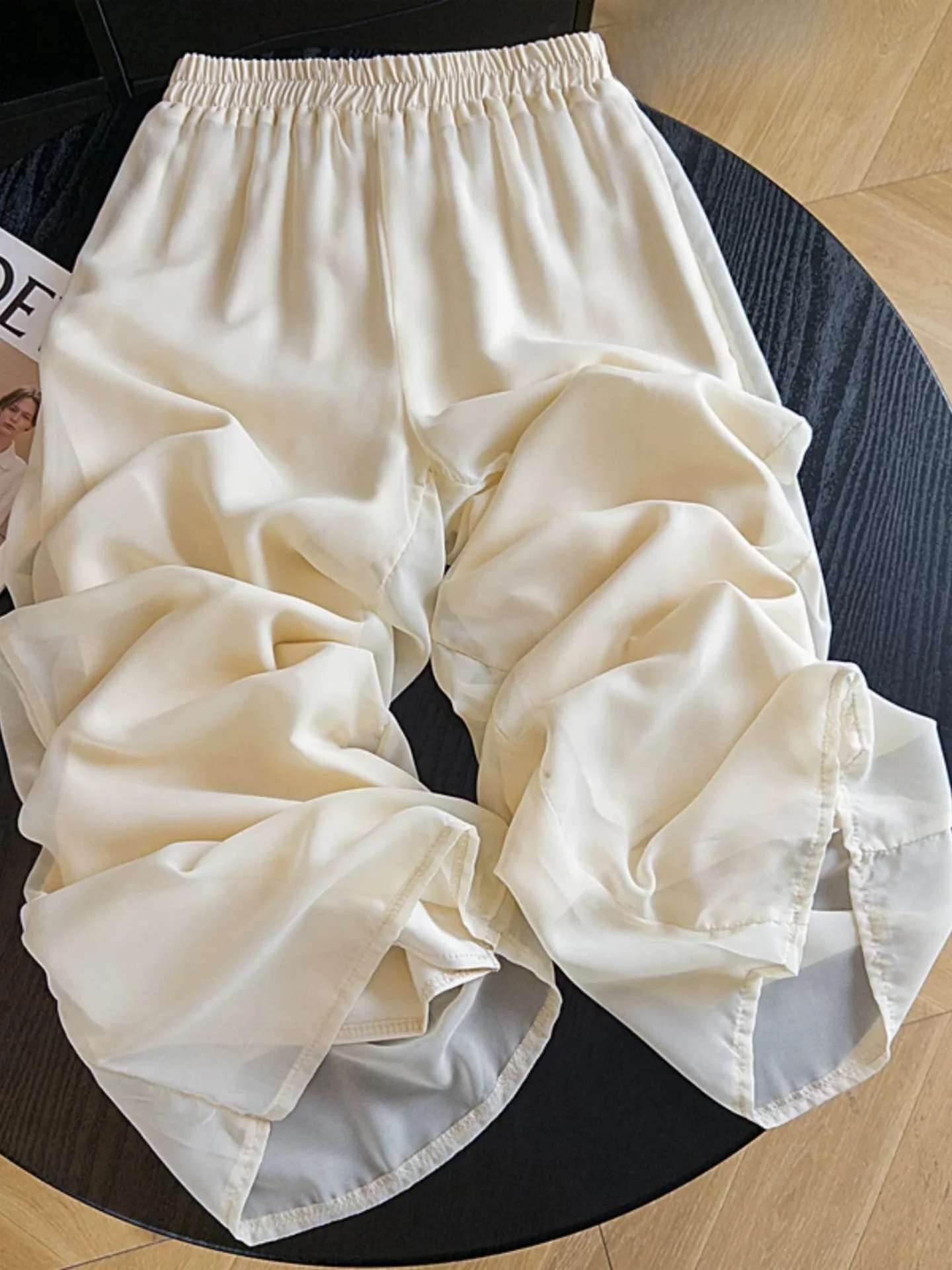 Casual Chiffon Wide Leg Pants High Waist Trousers for plus Size Women Summer Long Floor Length Loose Fit Straight Cut Trousers
Casual Chiffon Wide Leg Pants High Waist Trousers for plus Size Women Summer Long Floor Length Loose Fit Straight Cut Trousers