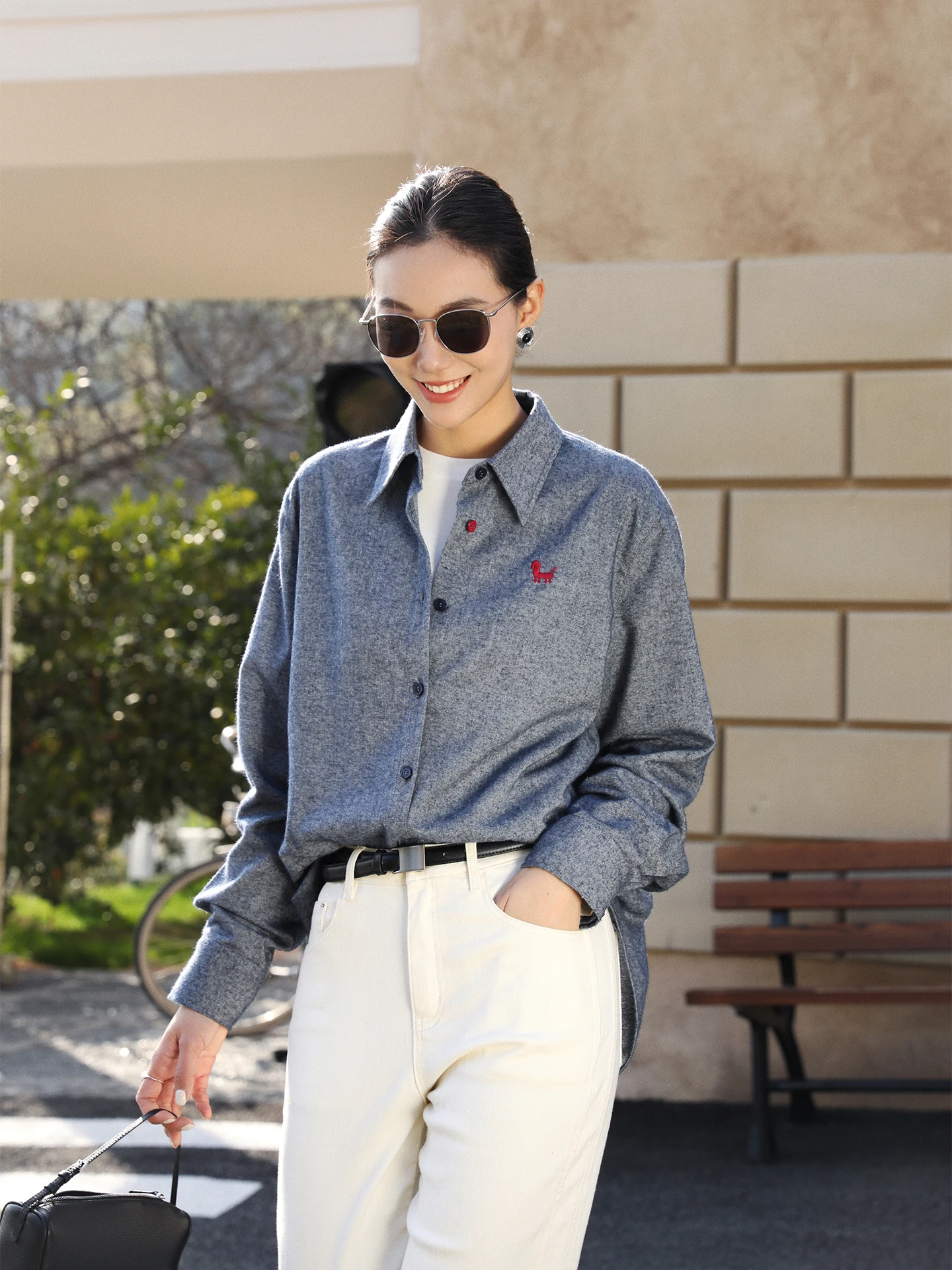 Spring 2026 Casual Loose Fit Embroidered Cotton Linen Blend irt Thin Sle Turn-down Collar Women's Comfortable Breathable Top
Spring 2026 Casual Loose Fit Embroidered Cotton Linen Blend irt Thin Sle Turn-down Collar Women's Comfortable Breathable Top