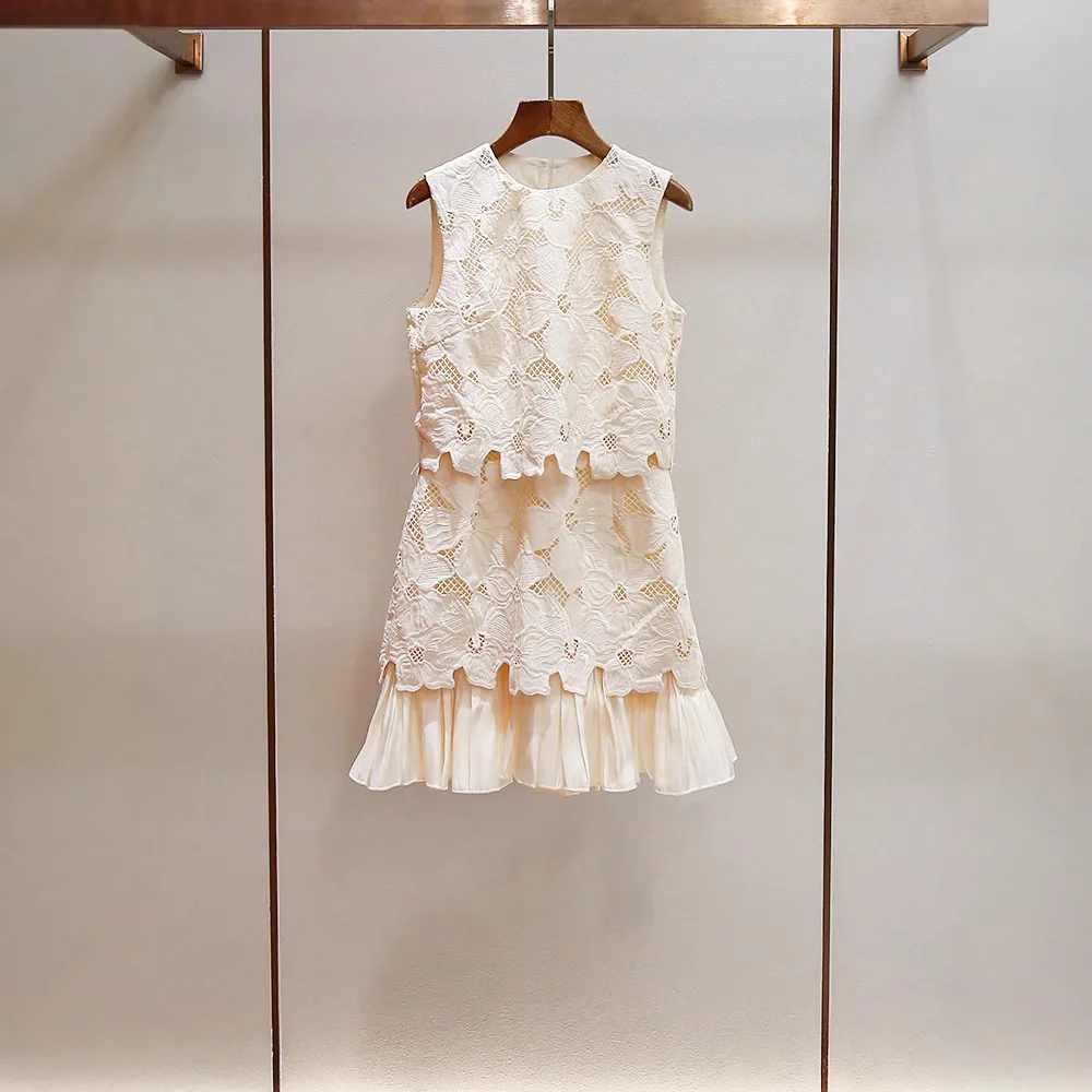 Новое летнее тяжелое рабочее полое платье с цветочным принтом, искусственная двухсекционная круглая прямая трубка Ne Svel Dr с высокой талией для поездок на работу
Новое летнее тяжелое рабочее полое платье с цветочным принтом, искусственная двухсекционная круглая прямая трубка Ne Svel Dr с высокой талией для поездок на работу