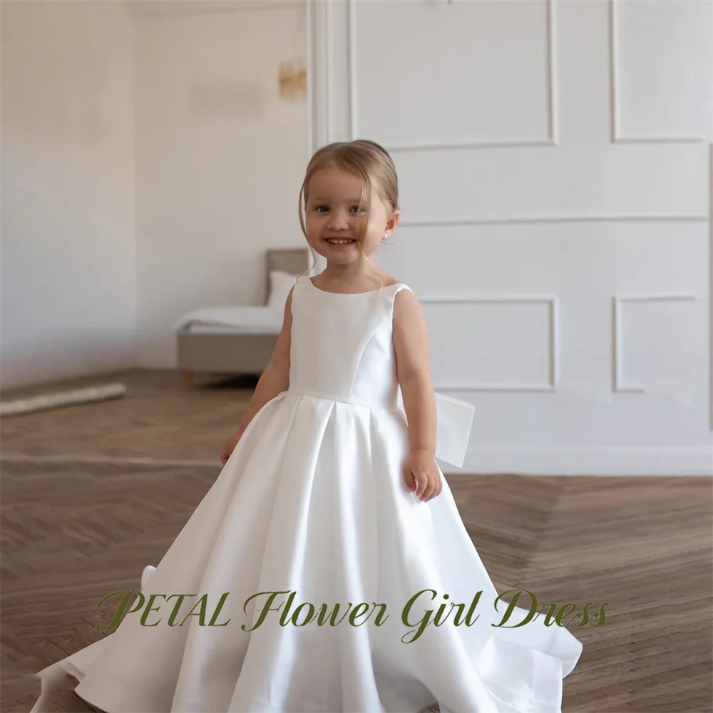 Petal White Round Neck Children Birthday Wedding Dresses Sleeveless First Communion Gown Back Bow Girls Princess Dress Customize
Petal White Round Neck Children Birthday Wedding Dresses Sleeveless First Communion Gown Back Bow Girls Princess Dress Customize