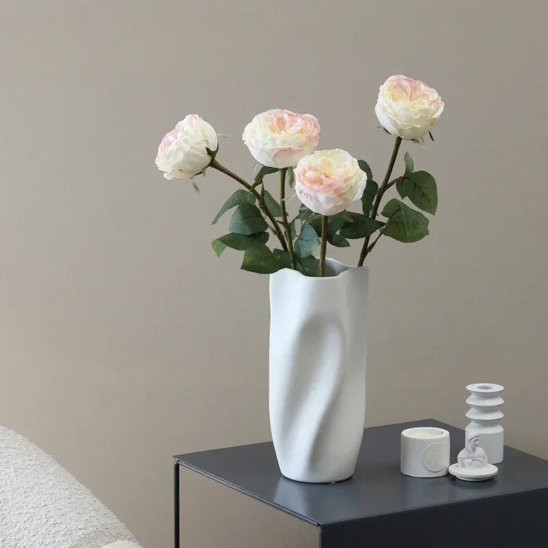 Artificial Rose Artificial Flower Porch Living Room Dining Table Bedroom Desktop Wedding Bouquet Fake Plant Home Decoration
Artificial Rose Artificial Flower Porch Living Room Dining Table Bedroom Desktop Wedding Bouquet Fake Plant Home Decoration