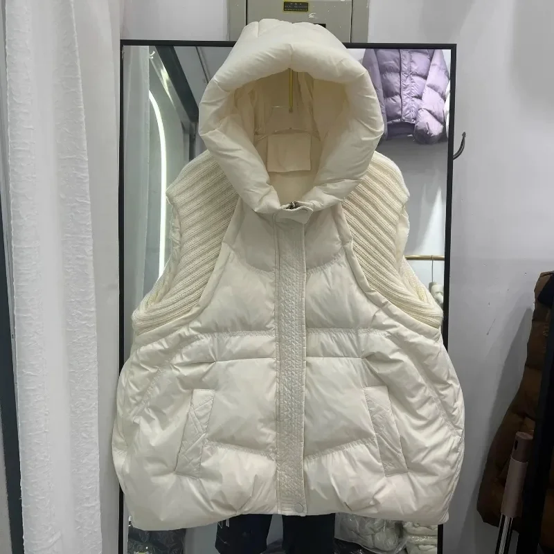 2025 Winter Women White Duck Down Sleeveless Warm Puffer Jacket Casual Loose Knitwear Patchwork Vest Hooded Waistcoat
2025 Winter Women White Duck Down Sleeveless Warm Puffer Jacket Casual Loose Knitwear Patchwork Vest Hooded Waistcoat