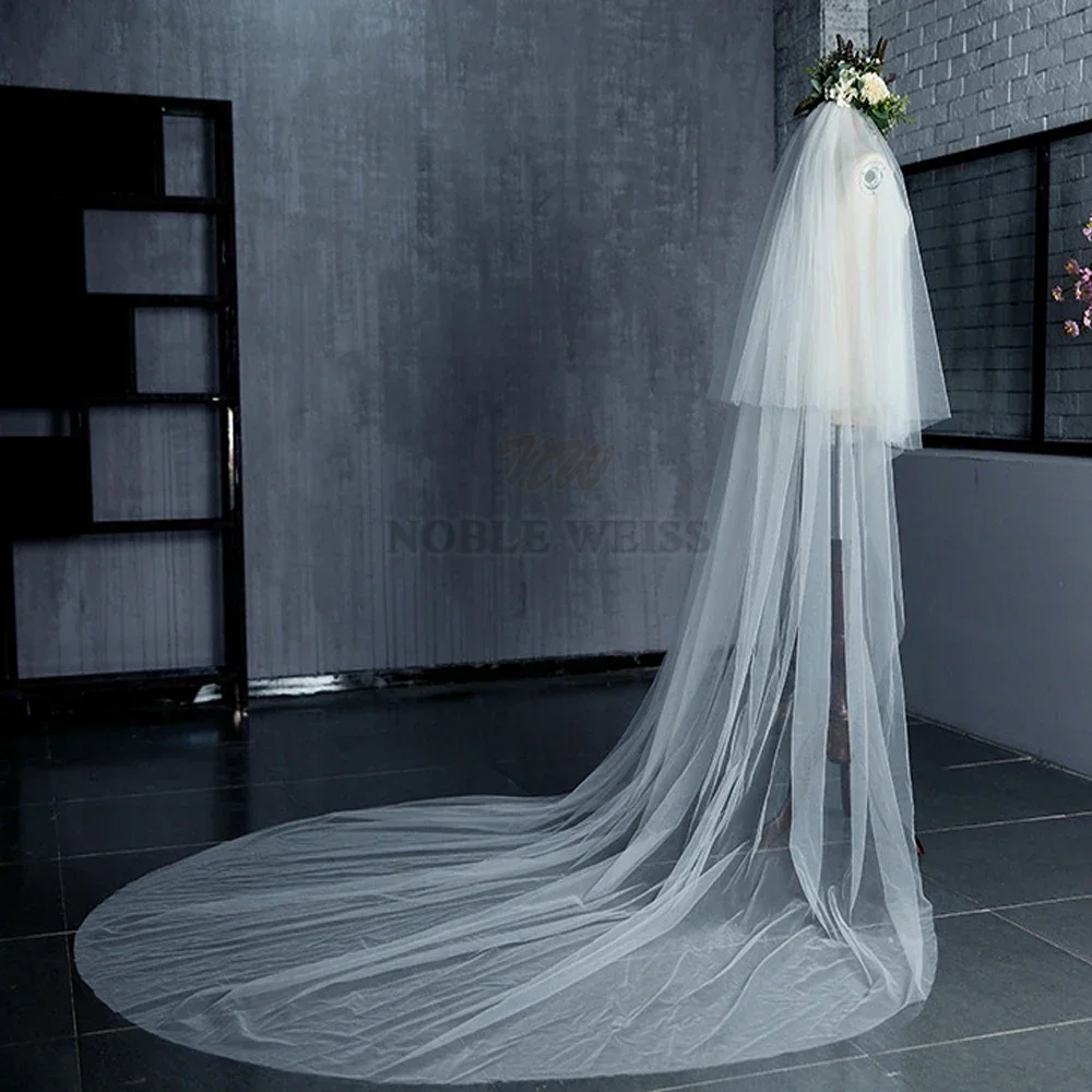 2T Cut Edge Wedding Veil Cover Face Bridal Veils With Comb Big Valume Customized
2T Cut Edge Wedding Veil Cover Face Bridal Veils With Comb Big Valume Customized