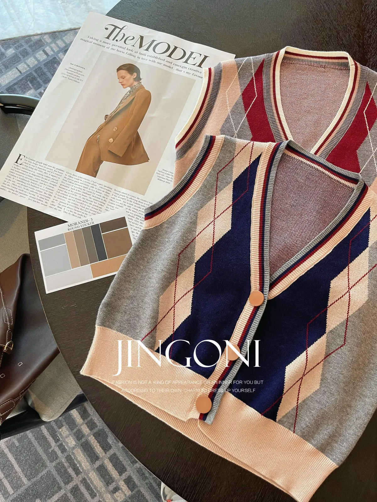 Plaid Crop Cardigan Vest Woman Clothing 2024 Autumn Fall Y2k Outerwears Sweater Tops Knitwear Sleeveless Korean Fashion Style
Plaid Crop Cardigan Vest Woman Clothing 2024 Autumn Fall Y2k Outerwears Sweater Tops Knitwear Sleeveless Korean Fashion Style