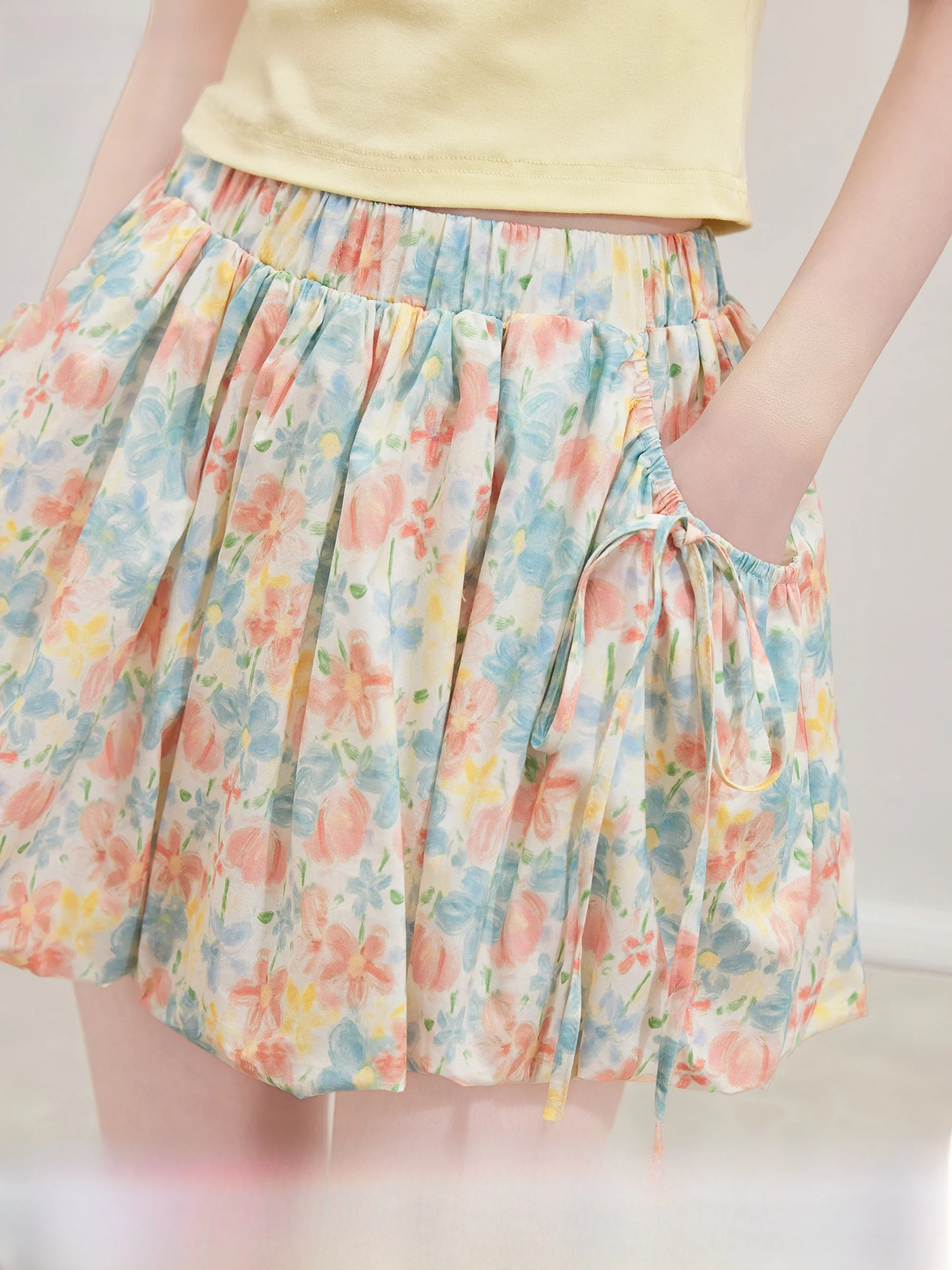 Sweet And Soft Korean Style A-Line Skirt for Women Floral Print Conceals Flaws And Enhances Slimness Casual High Waist C...
Sweet And Soft Korean Style A-Line Skirt for Women Floral Print Conceals Flaws And Enhances Slimness Casual High Waist C...