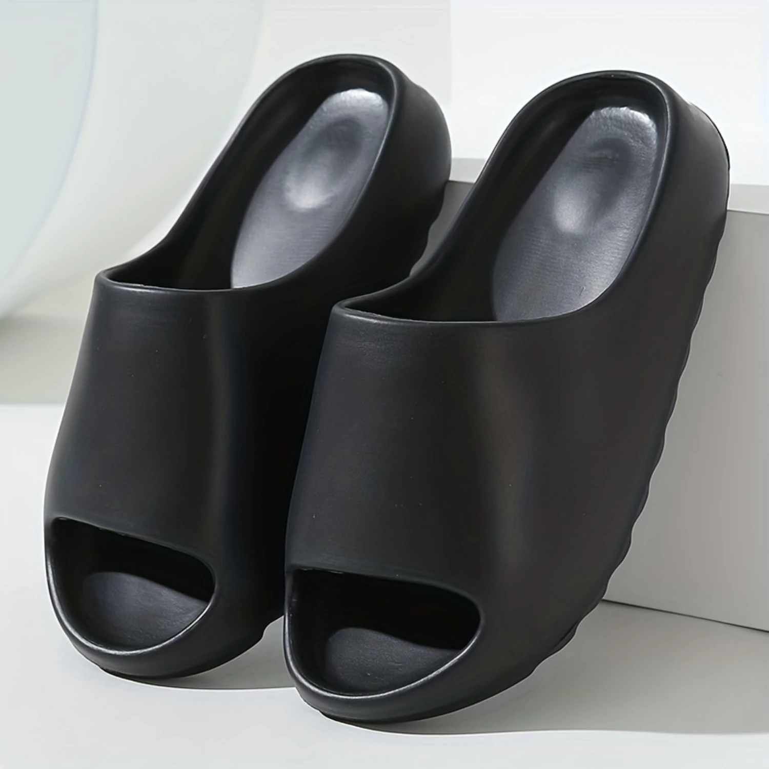 Lightweight Mens Slides - Comfort Cloud Cushioning, Non-Slip Sole, Indoor/Outdoor Beach Wear
Lightweight Mens Slides - Comfort Cloud Cushioning, Non-Slip Sole, Indoor/Outdoor Beach Wear