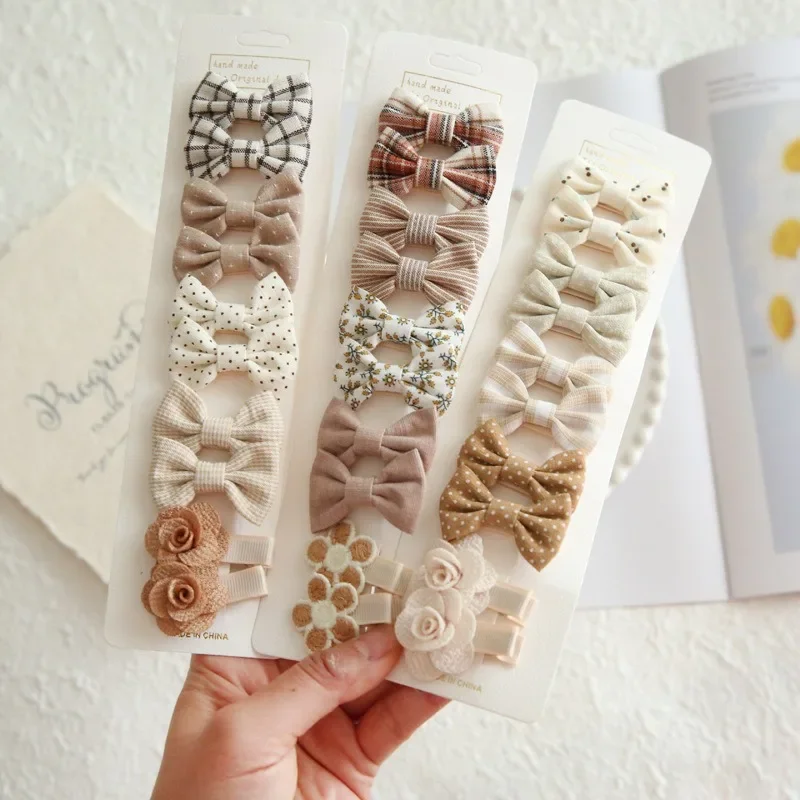 10Pcs/Set Children's Hairpins Cute Headwear Hair Accessories Bow for Baby Girl Scrunchie Hair Clips Kids Barrettes Headwear
10Pcs/Set Children's Hairpins Cute Headwear Hair Accessories Bow for Baby Girl Scrunchie Hair Clips Kids Barrettes Headwear