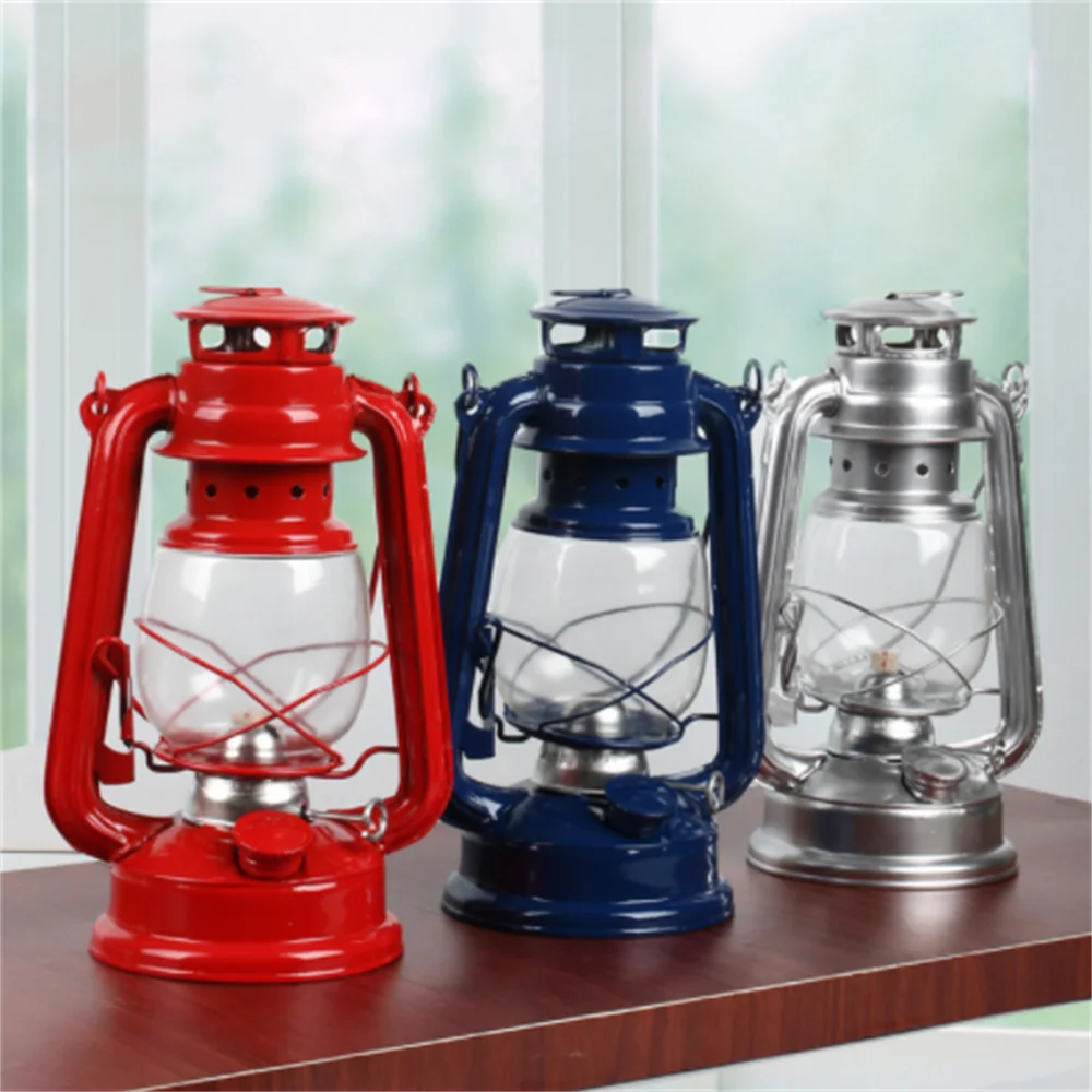 Retro Outdoor Camping Kerosene Lamp Portable Lantern Bronze Colored Oil Lamp Vintage Photo Props Flame Indoor Table Lights Decor
Retro Outdoor Camping Kerosene Lamp Portable Lantern Bronze Colored Oil Lamp Vintage Photo Props Flame Indoor Table Lights Decor
