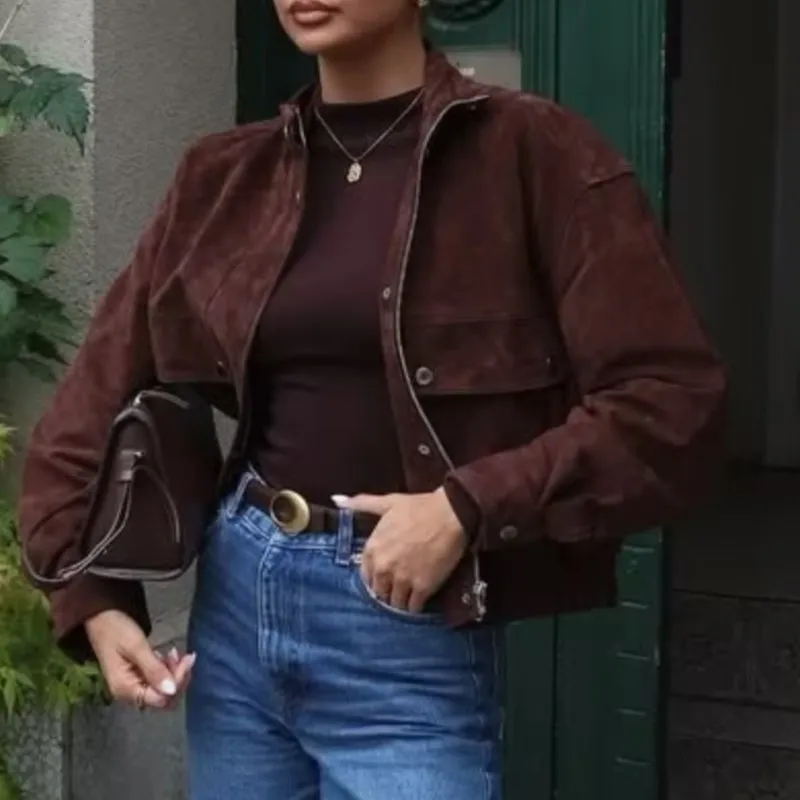 Vintage Brown Suede Leather Bomber Jacket For Women High Collar Long Sleeves With Pockets Autumn Winter Coat Short
Vintage Brown Suede Leather Bomber Jacket For Women High Collar Long Sleeves With Pockets Autumn Winter Coat Short