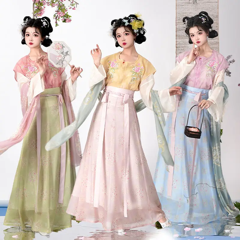 Традиционный китайский костюм Hanfu — легкое летнее платье (настоящее и доступное идеально подходит для выпускных и косплея)
Традиционный китайский костюм Hanfu — легкое летнее платье (настоящее и доступное идеально подходит для выпускных и косплея)