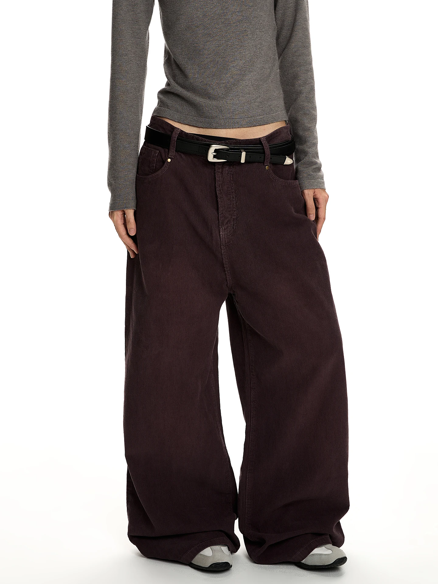 Брюки PUEE American Retro Vintage из вельвета, повседневные, свободного прямого кроя, высококачественные, универсальные, комфортные, свободного кроя, с прямыми штанинами
Брюки PUEE American Retro Vintage из вельвета, повседневные, свободного прямого кроя, высококачественные, универсальные, комфортные, свободного кроя, с прямыми штанинами