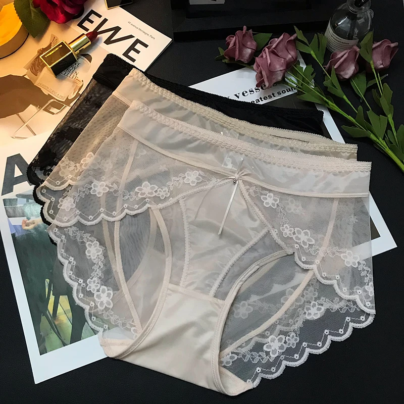 3PCS/Set Luxury Floral Embroidery Lace Panties Women Briefs Sexy Hollow Lingerie Female Underwear Ladies Breathable Underpants
3PCS/Set Luxury Floral Embroidery Lace Panties Women Briefs Sexy Hollow Lingerie Female Underwear Ladies Breathable Underpants