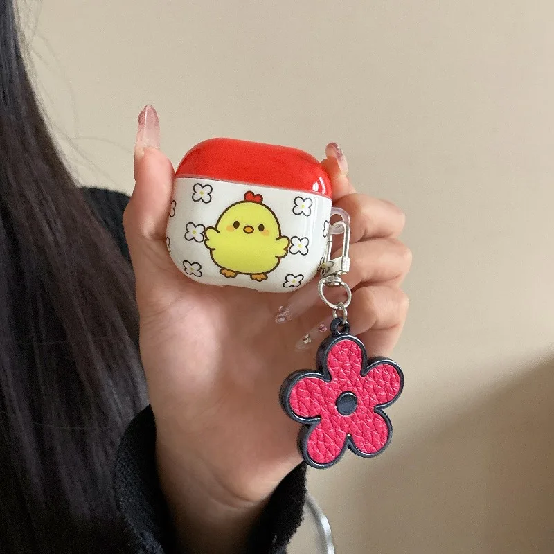 Cute Cartoon Yellow Chick Earphone Case With Flower Pendant For AirPods 1 2 3 4 Pro 2 Pro 3 Hard IMD Shockproof Protective Cover
Cute Cartoon Yellow Chick Earphone Case With Flower Pendant For AirPods 1 2 3 4 Pro 2 Pro 3 Hard IMD Shockproof Protective Cover