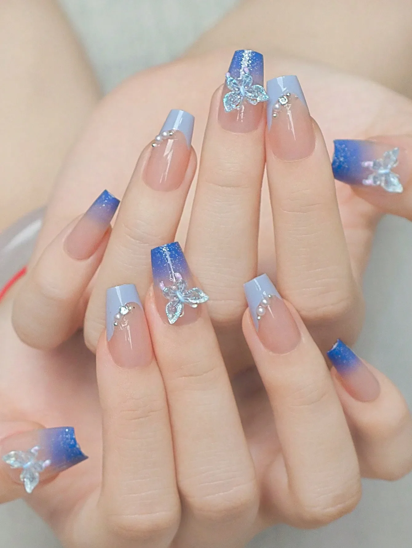 24Pcs Glossy Coffin False Nails, Blue Ombre 3D Press On Nails With Butterfly Pearl 3D Decor, Include 1Pc Nail File & 1Pc Nail Glue, Suitable For Women And Girls Nail Supplies Nails
24Pcs Glossy Coffin False Nails, Blue Ombre 3D Press On Nails With Butterfly Pearl 3D Decor, Include 1Pc Nail File & 1Pc Nail Glue, Suitable For Women And Girls Nail Supplies Nails