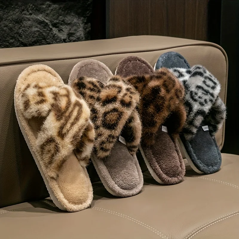 Cross-pattern leopard-print women's fuzzy slippers are perfect for spring and autumn. They are indoor, home use, toe-exposed
Cross-pattern leopard-print women's fuzzy slippers are perfect for spring and autumn. They are indoor, home use, toe-exposed