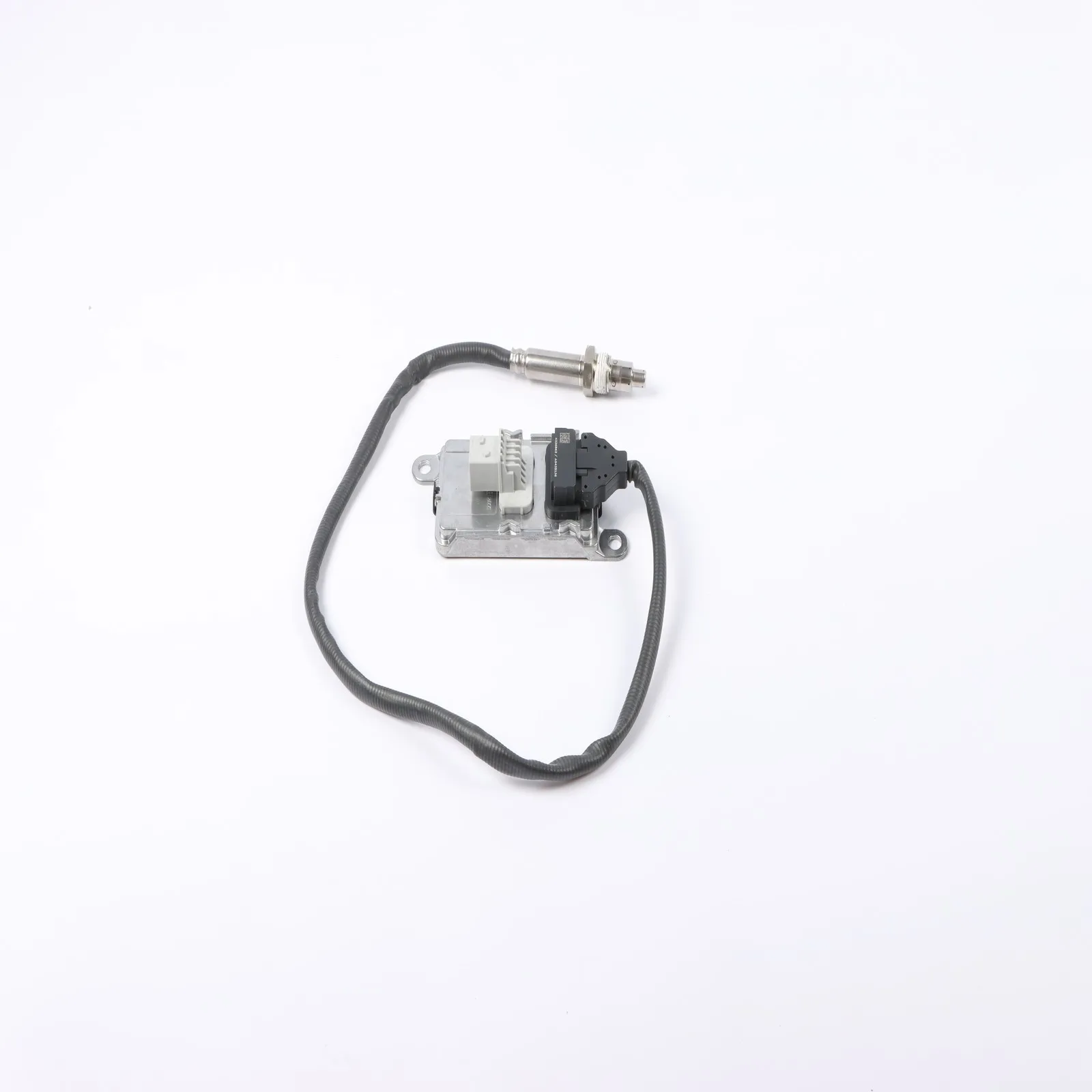 NOX Sensor Nitrogen Oxide Sensor 4326862 5WK96751C for 24V VAN Truck Diesel Engine Exhaust System Replacement Auto Parts
NOX Sensor Nitrogen Oxide Sensor 4326862 5WK96751C for 24V VAN Truck Diesel Engine Exhaust System Replacement Auto Parts