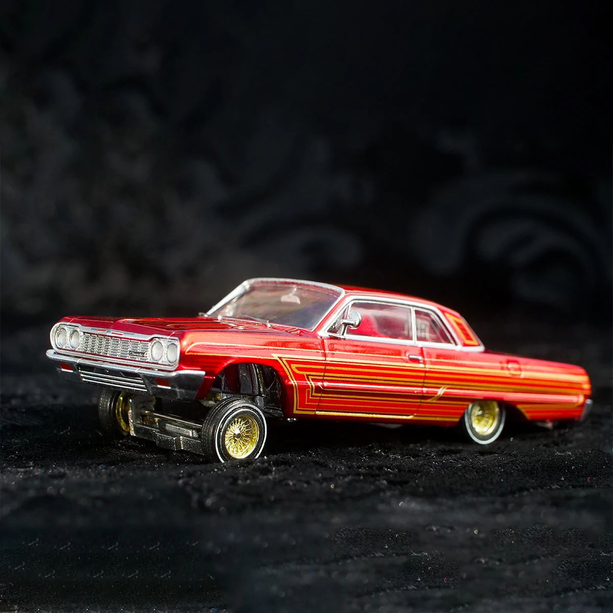 97M 1:64 Chevrolet Impala 1964 Low Rider New Red Alloy Diecast Model Car Collectible
97M 1:64 Chevrolet Impala 1964 Low Rider New Red Alloy Diecast Model Car Collectible