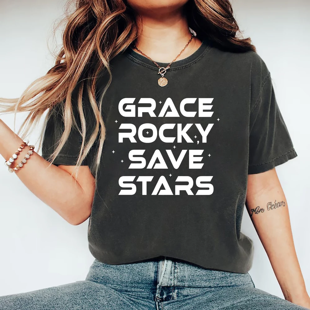 Project Hail Mary Grace Rocky Save Stars Poster T-Shirt Tv Show Inspired Shirt Unisex Short Sleeve Tshirt Casual Graphic Tees
Project Hail Mary Grace Rocky Save Stars Poster T-Shirt Tv Show Inspired Shirt Unisex Short Sleeve Tshirt Casual Graphic Tees