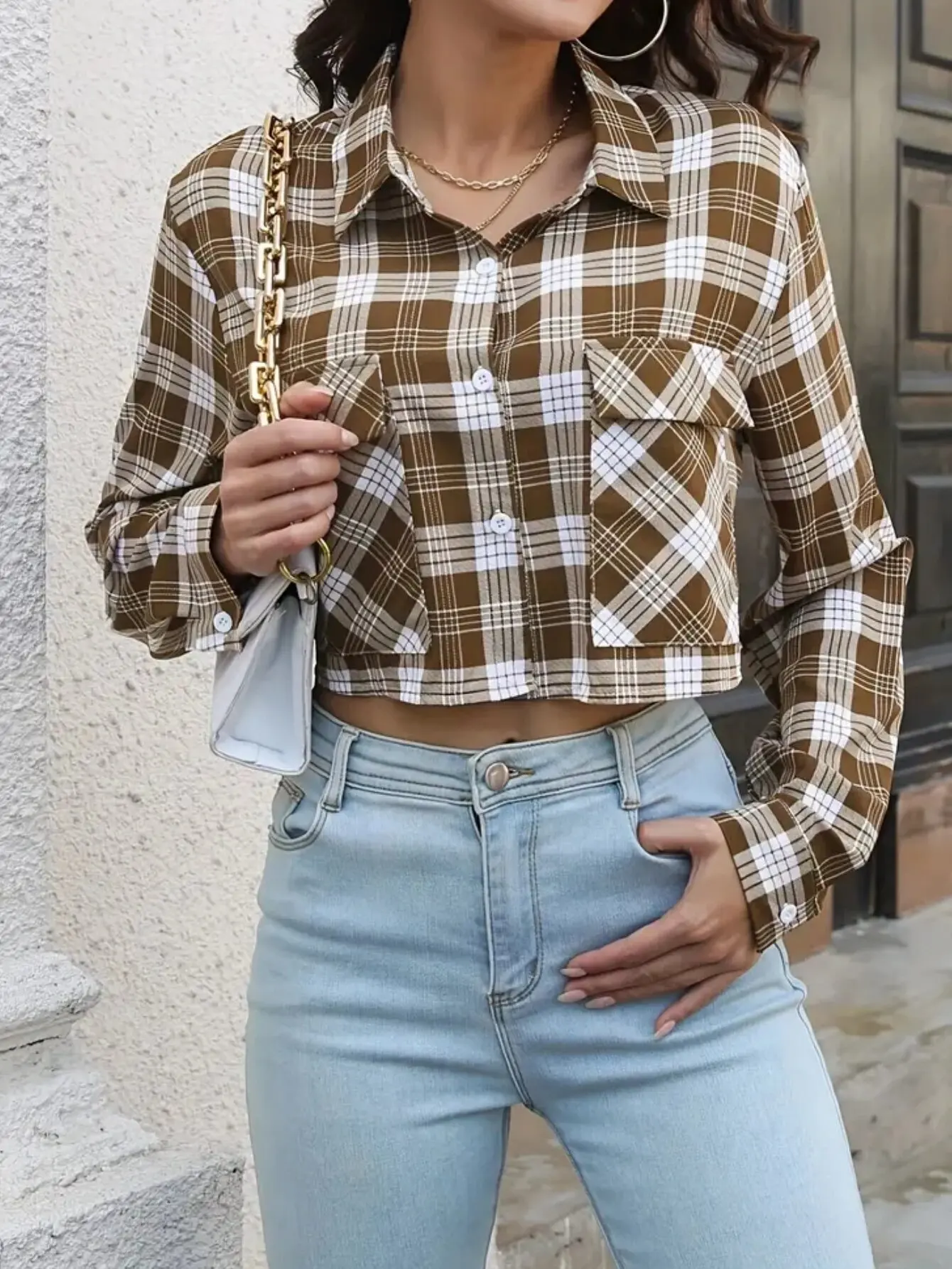 Women's Vintage Plaid Shirt Lapel Dual Chest Pockets Cropped Long Sleeve Button down Top for Casual Wear
Women's Vintage Plaid Shirt Lapel Dual Chest Pockets Cropped Long Sleeve Button down Top for Casual Wear