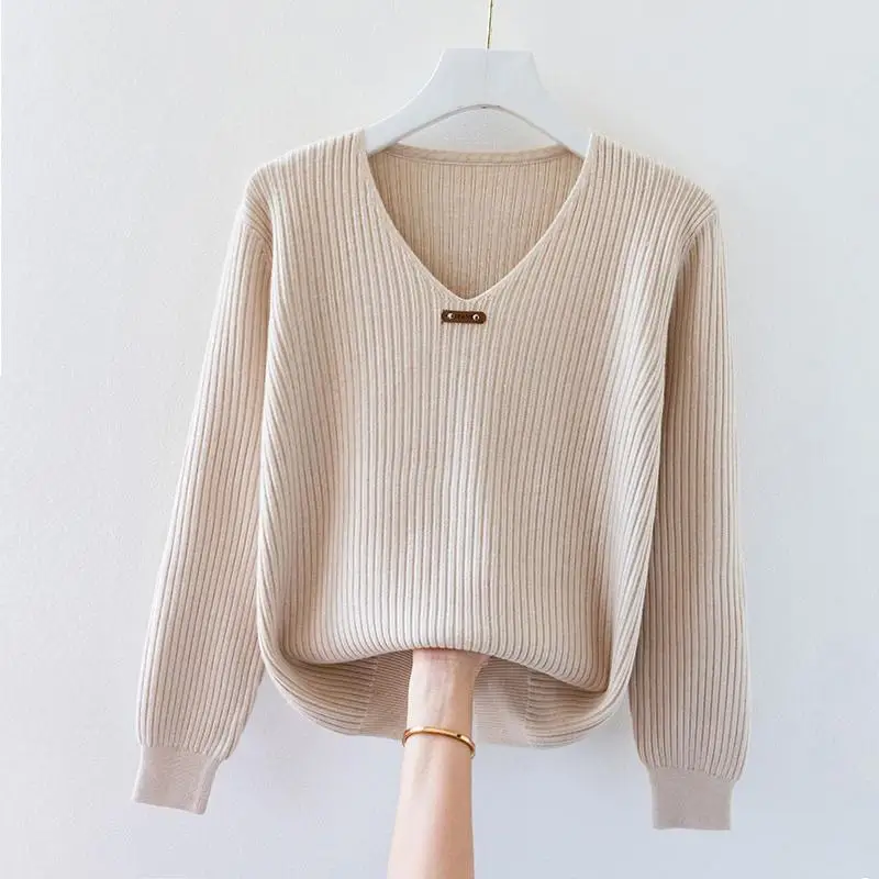 Autumn and Winter Women's Pullover V-neck Long Sleeve Solid Shirring Distressed Loose Slim Sweater Fashion Casual Knit Tops
Autumn and Winter Women's Pullover V-neck Long Sleeve Solid Shirring Distressed Loose Slim Sweater Fashion Casual Knit Tops