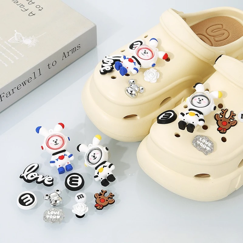 10 pcs DIY hole shoes decorative buckle accessories shoe flower shoe buckle cute cartoon garden shoes removable accessory cover
10 pcs DIY hole shoes decorative buckle accessories shoe flower shoe buckle cute cartoon garden shoes removable accessory cover