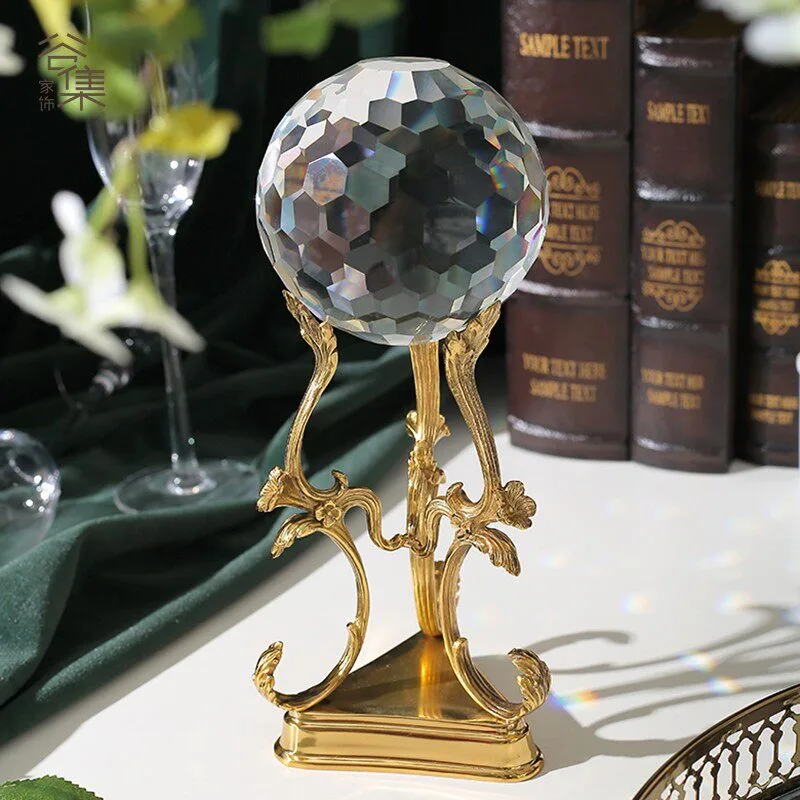 Light luxury brass fortune crystal ball ornaments office living room TV cabinet wine cabinet table decorations housewarming gift
Light luxury brass fortune crystal ball ornaments office living room TV cabinet wine cabinet table decorations housewarming gift