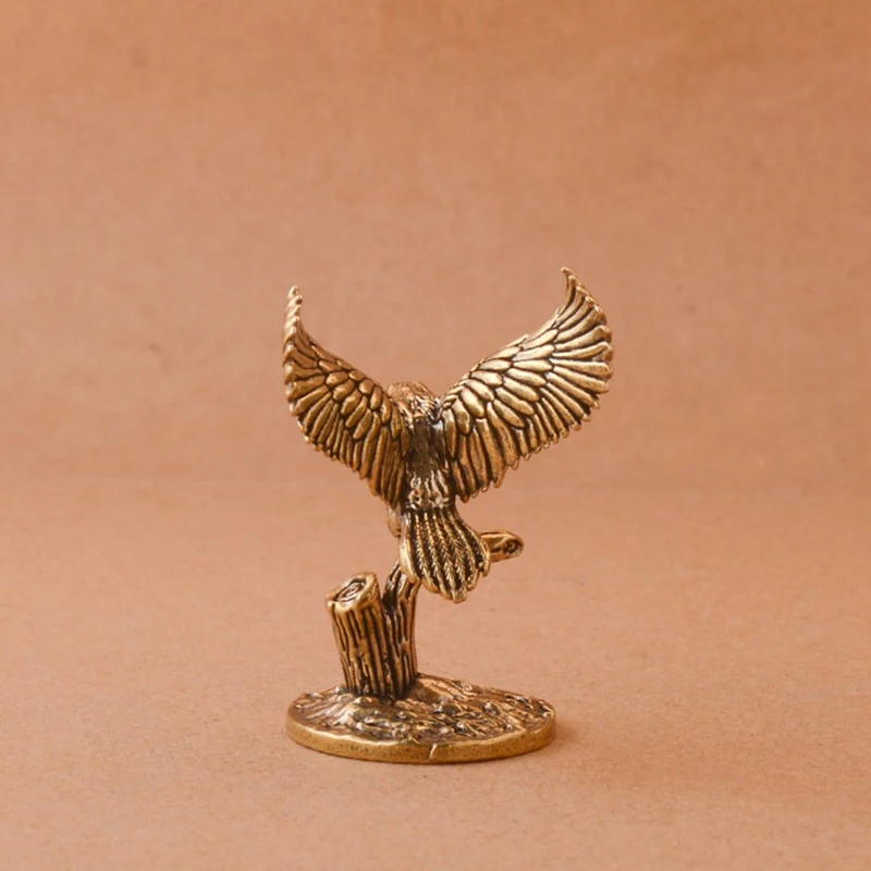 Mini Antique Solid Brass Owl Miniature Figurines Retro Copper Animal Tea Pet Desktop Ornament Decoration Crafts Animal Figurines
Mini Antique Solid Brass Owl Miniature Figurines Retro Copper Animal Tea Pet Desktop Ornament Decoration Crafts Animal Figurines
