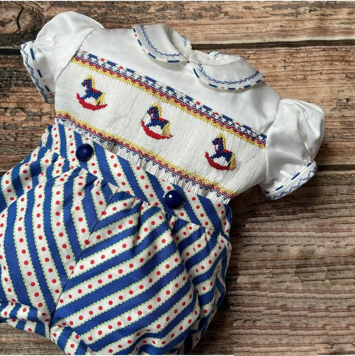 0-6Y Baby Boy Summer Short Sleeves Yellow Ducks Handmade Embrodery Smocked Outfit Suit for Party Birthday Holiday A217
0-6Y Baby Boy Summer Short Sleeves Yellow Ducks Handmade Embrodery Smocked Outfit Suit for Party Birthday Holiday A217