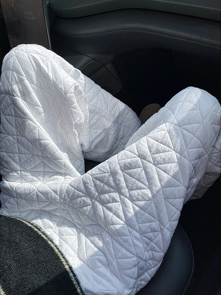 Men's Winter Thiened Cotton Pants Diamond Pattern Casual Outerwear Cold Resistant below 40 Deees Long Trousers
Men's Winter Thiened Cotton Pants Diamond Pattern Casual Outerwear Cold Resistant below 40 Deees Long Trousers