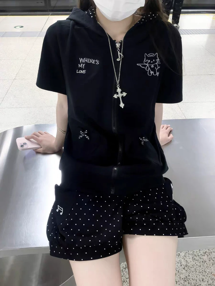 Японские кавайные короткие брюки с эластичной резинкой на талии в горошек, новые свободные широкие брюки с шикарным принтом Хепберн, женские милые милые шаровары
Японские кавайные короткие брюки с эластичной резинкой на талии в горошек, новые свободные широкие брюки с шикарным принтом Хепберн, женские милые милые шаровары