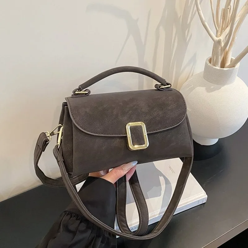 Trendy Letter Logo Leather Diaper Bag Women Casual Solid Color Satchel Square Purse For Business Leisure Large Capacity
Trendy Letter Logo Leather Diaper Bag Women Casual Solid Color Satchel Square Purse For Business Leisure Large Capacity