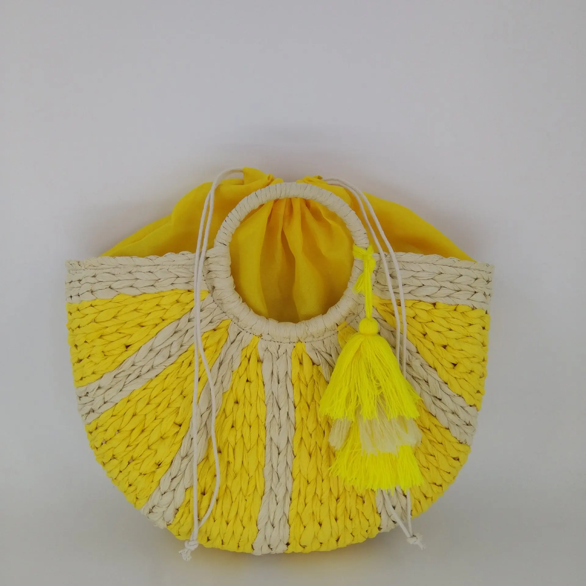 Fashion Handmade Straw Top Handle Bags for Women Casual Holidays Travel Half-Round Beach Bags Summer Large Capacity Handbags
Fashion Handmade Straw Top Handle Bags for Women Casual Holidays Travel Half-Round Beach Bags Summer Large Capacity Handbags