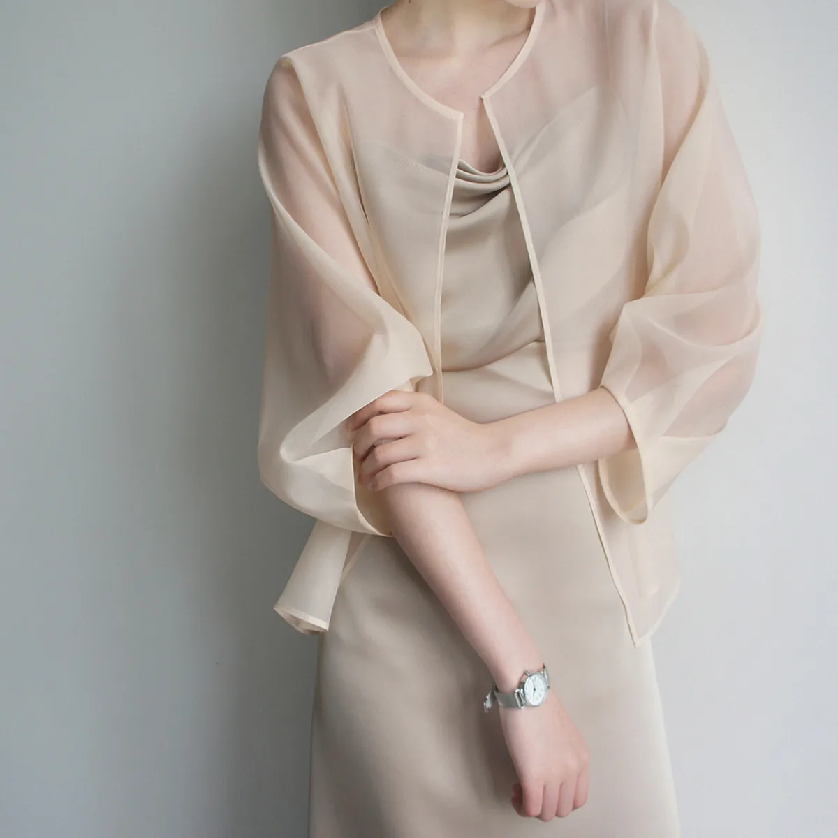 Women's Light Weight Sun Protection Cardigan Shawl Summer Match Halter Dress Outer Covering Chiffon Top Small Jacket
Women's Light Weight Sun Protection Cardigan Shawl Summer Match Halter Dress Outer Covering Chiffon Top Small Jacket