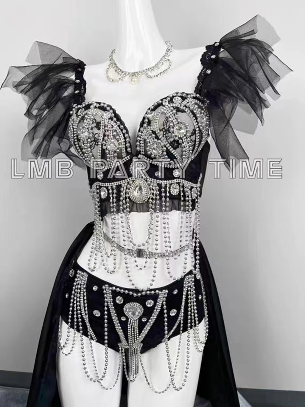Luxury Sparkling Diamond Fringe Bikini+Yarn Skirt Sexy Outfits Women Singer Bar Nightclub Party Stage Wear Prom Birthday Costume
Luxury Sparkling Diamond Fringe Bikini+Yarn Skirt Sexy Outfits Women Singer Bar Nightclub Party Stage Wear Prom Birthday Costume