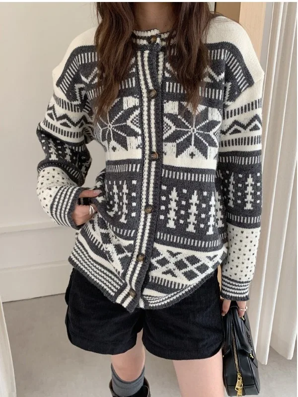 Retro Fair Isle Middle Age Sle Women's Knitted Sweater Coat round Ne Single Button Cardigan Thiened Winter Faion
Retro Fair Isle Middle Age Sle Women's Knitted Sweater Coat round Ne Single Button Cardigan Thiened Winter Faion
