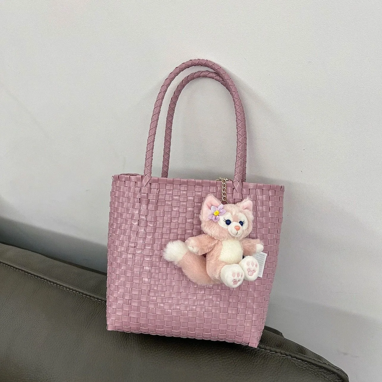 Woven cabbage basket handbag small female versatile single shoulder messenger tote bucket bag mommy lunch box
Woven cabbage basket handbag small female versatile single shoulder messenger tote bucket bag mommy lunch box