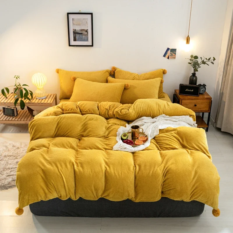 4pcs/set Yellow Winter Flannel Quilt Cover Soft Warm Coral Fleece Comforter Cover Thickening Warm Duvet Bedding Cover Set
4pcs/set Yellow Winter Flannel Quilt Cover Soft Warm Coral Fleece Comforter Cover Thickening Warm Duvet Bedding Cover Set