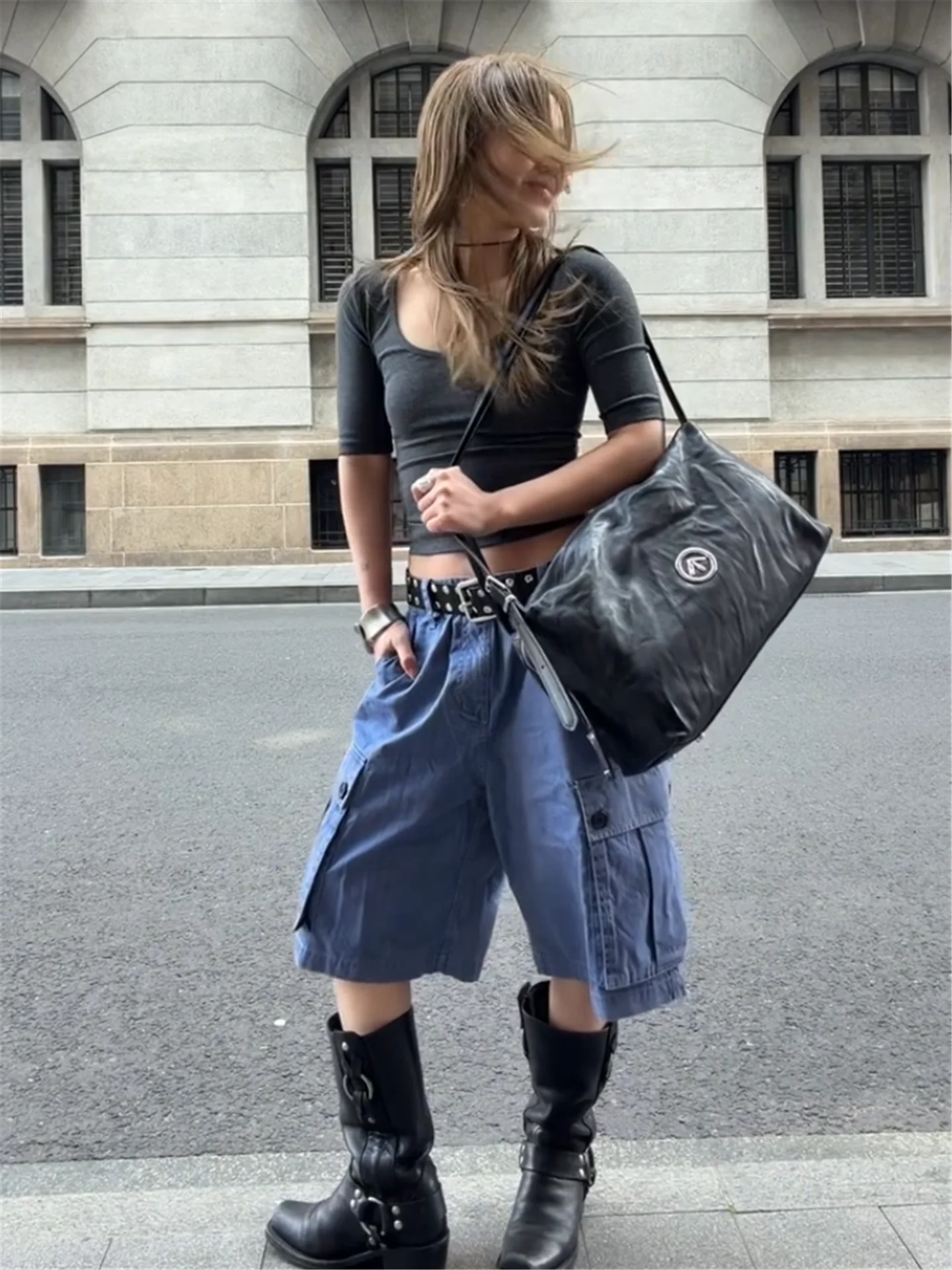 American Retro Workwear Blue Denim Jeans Women Summer Loose Slimming Hot Pants Multiple Pockets Straight Leg Low Waist
American Retro Workwear Blue Denim Jeans Women Summer Loose Slimming Hot Pants Multiple Pockets Straight Leg Low Waist