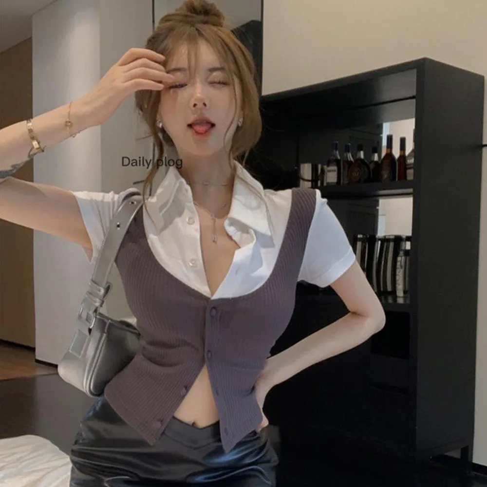 Fashion Polo Neck T-shirt Women's Chic Fake Two Short Sleeve Shirt Ladies High Waist Slim Sexy Short Tops For Hot Girl Blouses
Fashion Polo Neck T-shirt Women's Chic Fake Two Short Sleeve Shirt Ladies High Waist Slim Sexy Short Tops For Hot Girl Blouses
