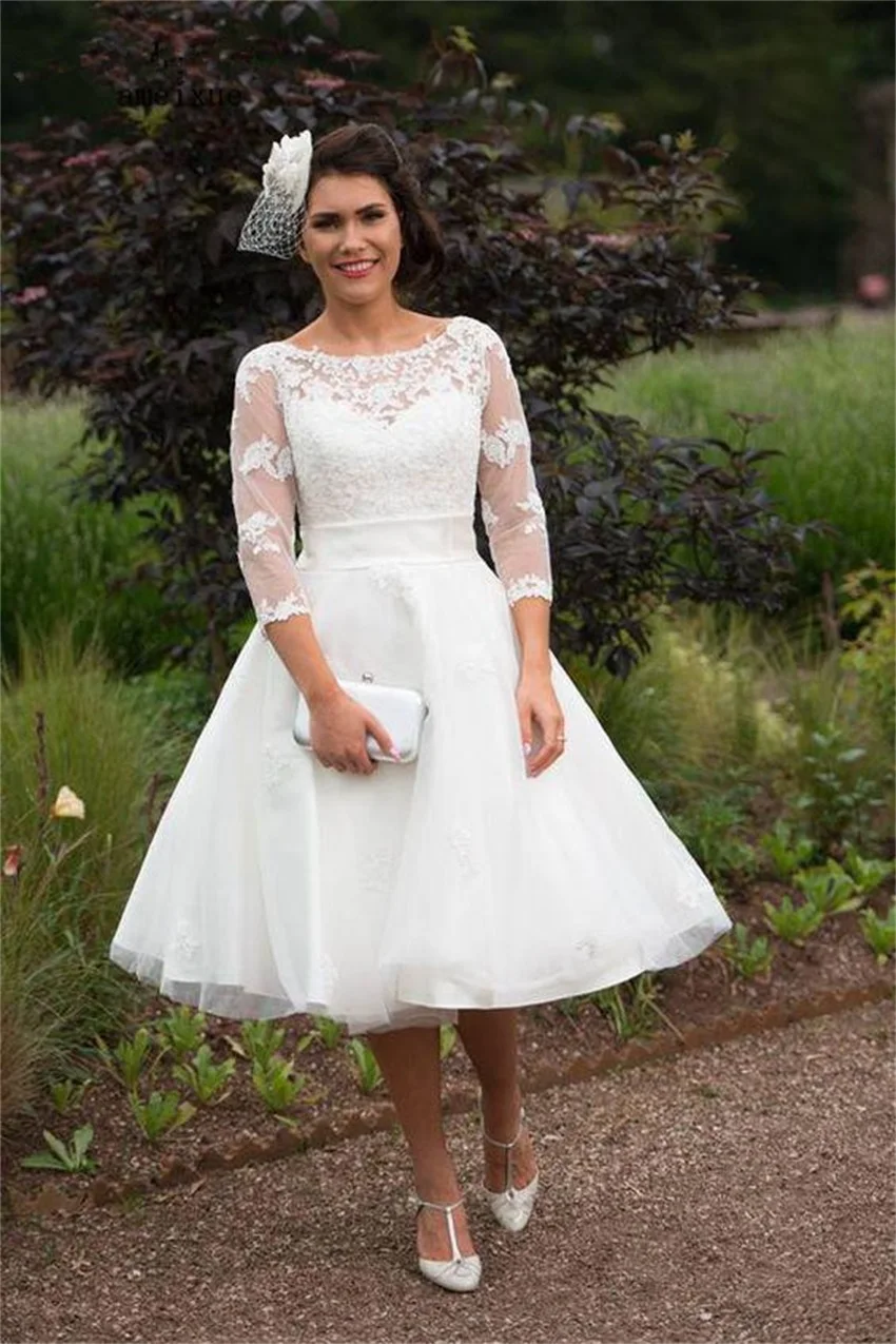 vestidos para mujer Sexy V-Back Short Wedding Dresses With Half Sleeves Wedding Bridal Gowns Lace Knee Length Vestido de Noiva
vestidos para mujer Sexy V-Back Short Wedding Dresses With Half Sleeves Wedding Bridal Gowns Lace Knee Length Vestido de Noiva