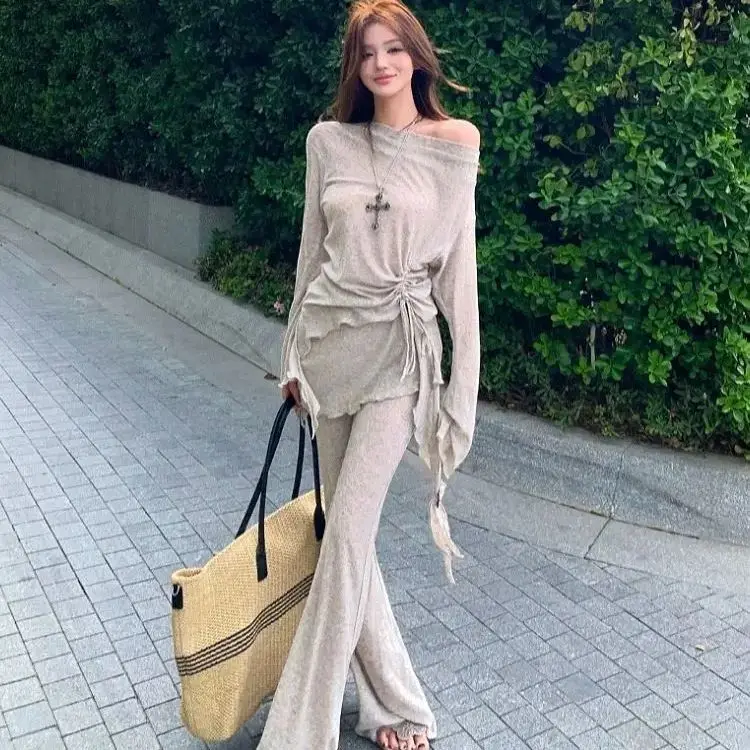 Two-Piece Set Irregular Slanted Shoulder Drawstring Slim Long Sleeves T-Shirt High Waist Micro-Flare Trousers New Casual Suit
Two-Piece Set Irregular Slanted Shoulder Drawstring Slim Long Sleeves T-Shirt High Waist Micro-Flare Trousers New Casual Suit